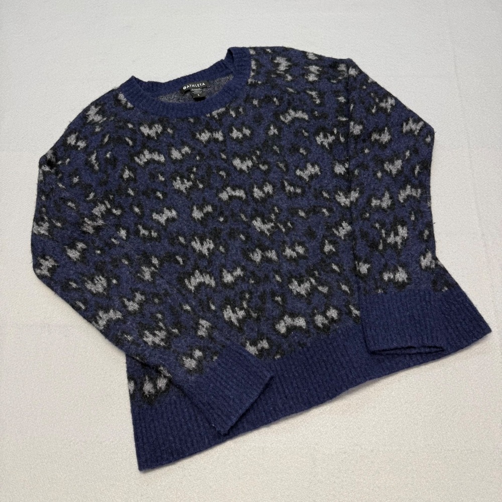 Athleta Hawthorn Textured Crew Sweater Womens Small Blue Leopard Merino Wool